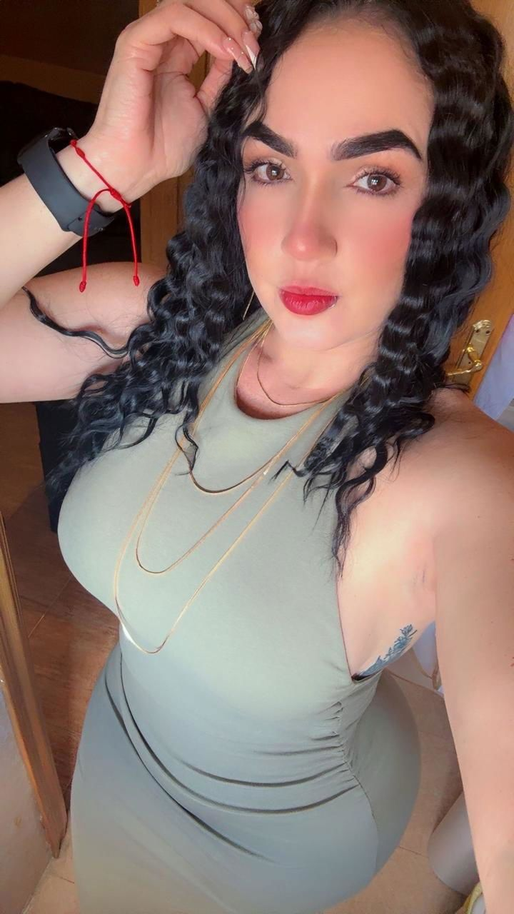 613307978
